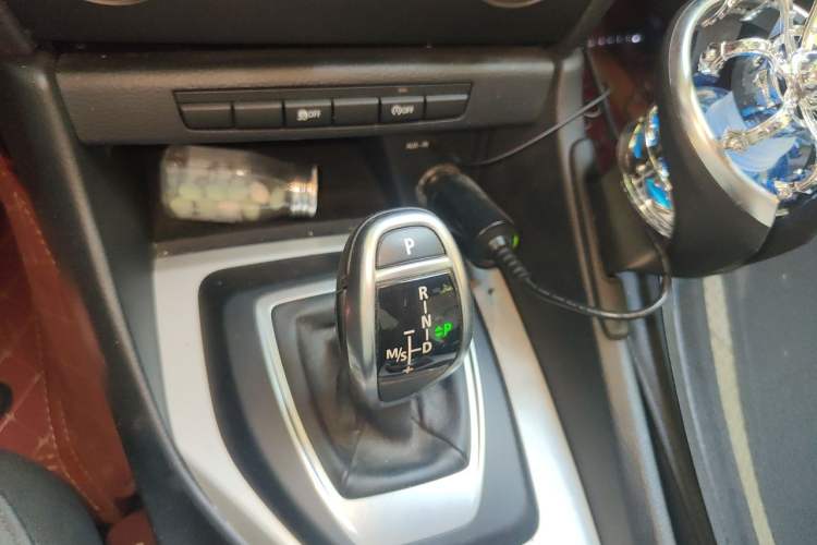 Used BMW X1 2014 sDrive18i Fashion Model Gear Lever