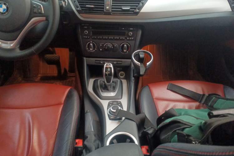 Used BMW X1 2014 sDrive18i Fashion Model Gear Lever