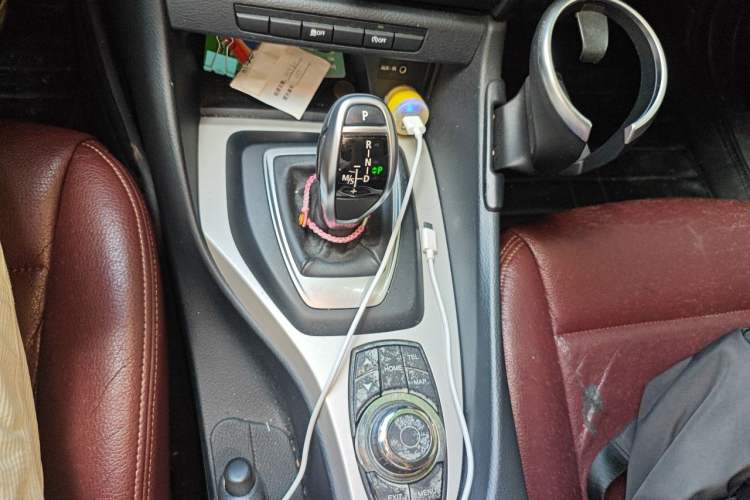 Used BMW X1 2014 sDrive18i Fashion Model Gear Lever