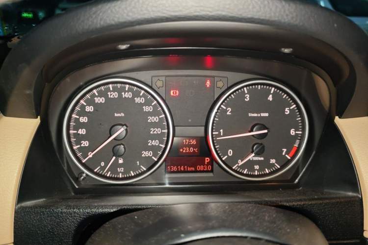 Used BMW X1 2014 sDrive18i Leading Model Instrument Cluster