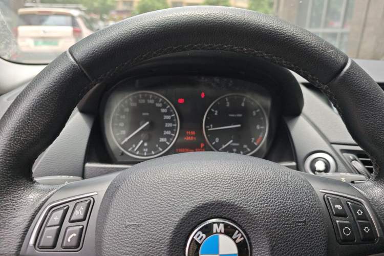 Used BMW X1 2014 sDrive18i Leading Model Instrument Cluster