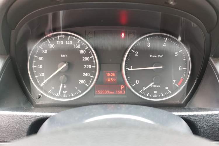 Used BMW X1 2014 sDrive18i Fashion Model Instrument Cluster