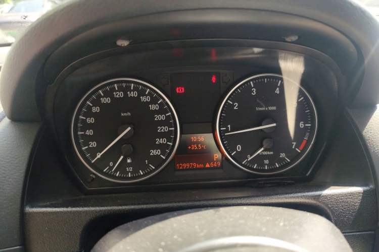 Used BMW X1 2014 sDrive18i Fashion Model Instrument Cluster