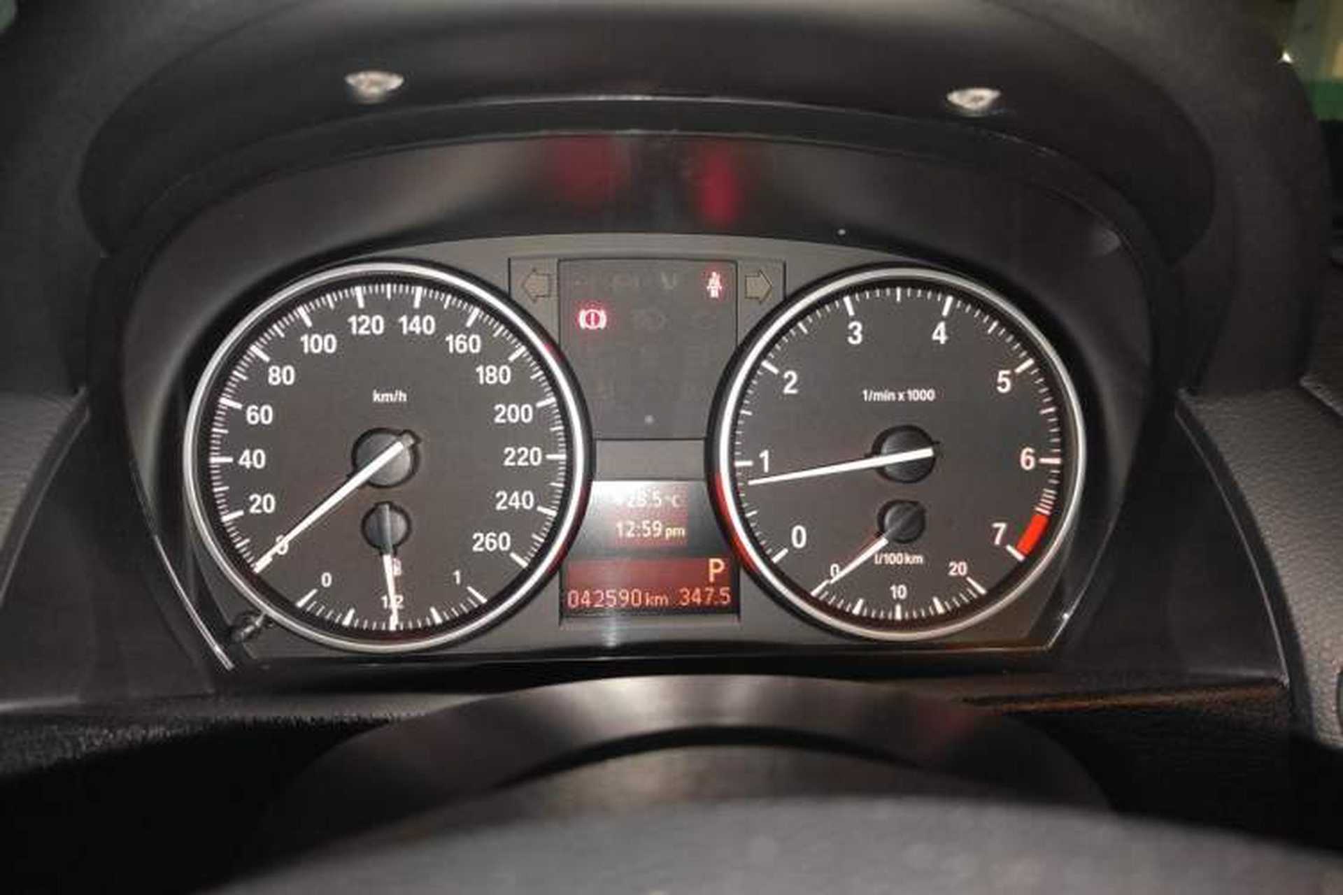 Used BMW X1 2014 sDrive18i Fashion Model Instrument Cluster