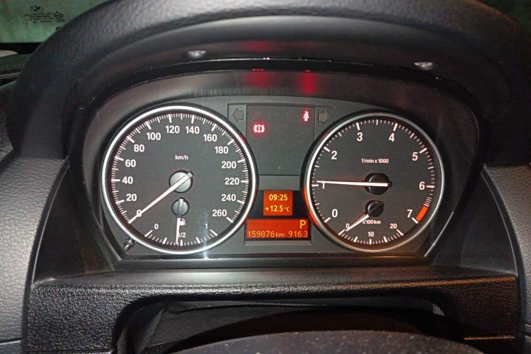 Used BMW X1 2014 sDrive18i Leading Model Instrument Cluster
