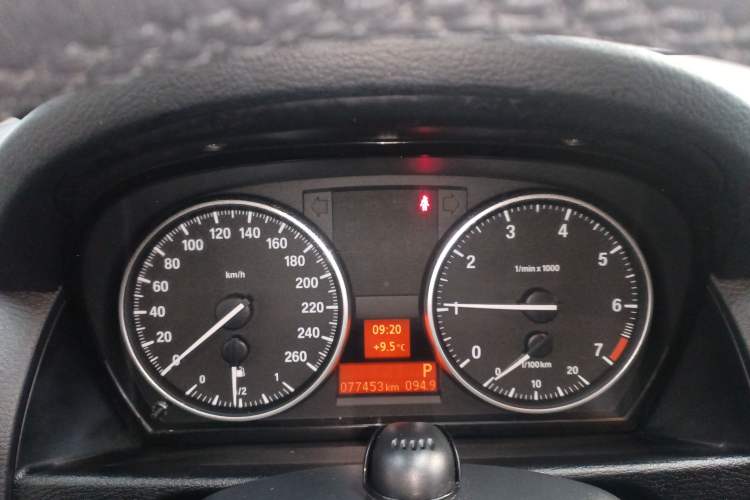Used BMW X1 2014 sDrive18i Fashion Model Instrument Cluster