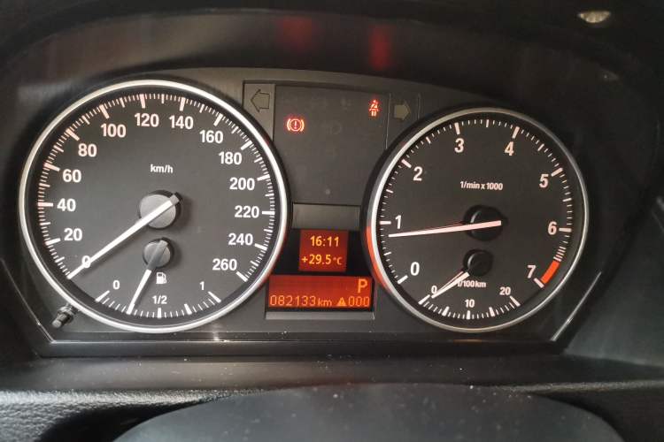 Used BMW X1 2014 sDrive18i Fashion Model Instrument Cluster