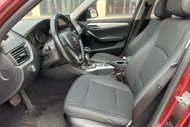 Used BMW X1 2014 sDrive18i Fashion Model Interior 3