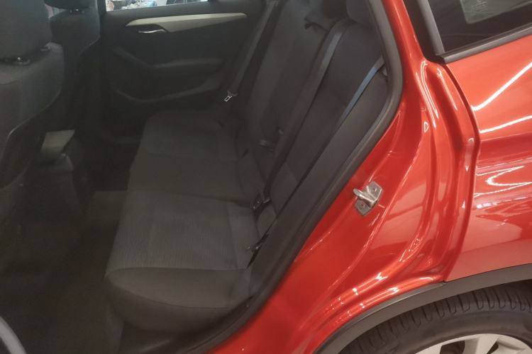 Used BMW X1 2014 sDrive18i Fashion Model Interior 4