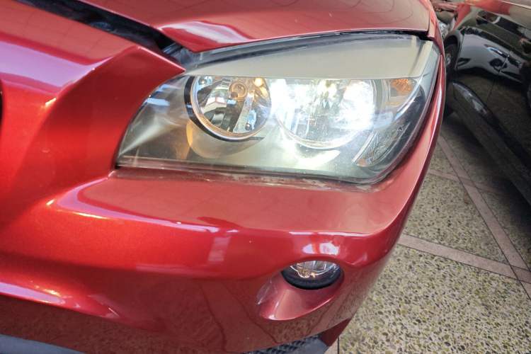 Used BMW X1 2014 sDrive18i Fashion Model Left Front Headlight