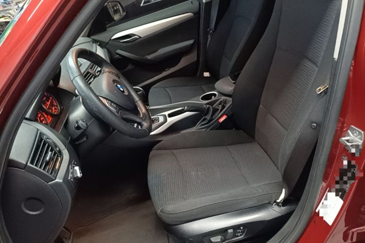 Used BMW X1 2014 sDrive18i Fashion Model Left Front Seat