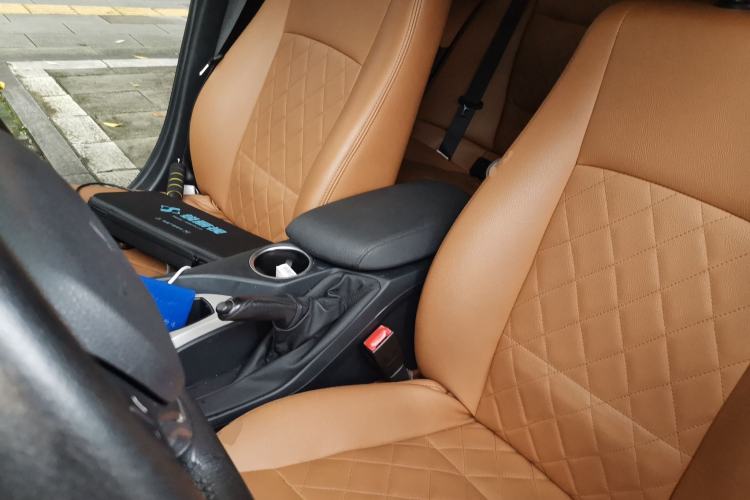 Used BMW X1 2014 sDrive18i Fashion Model Left Front Seat