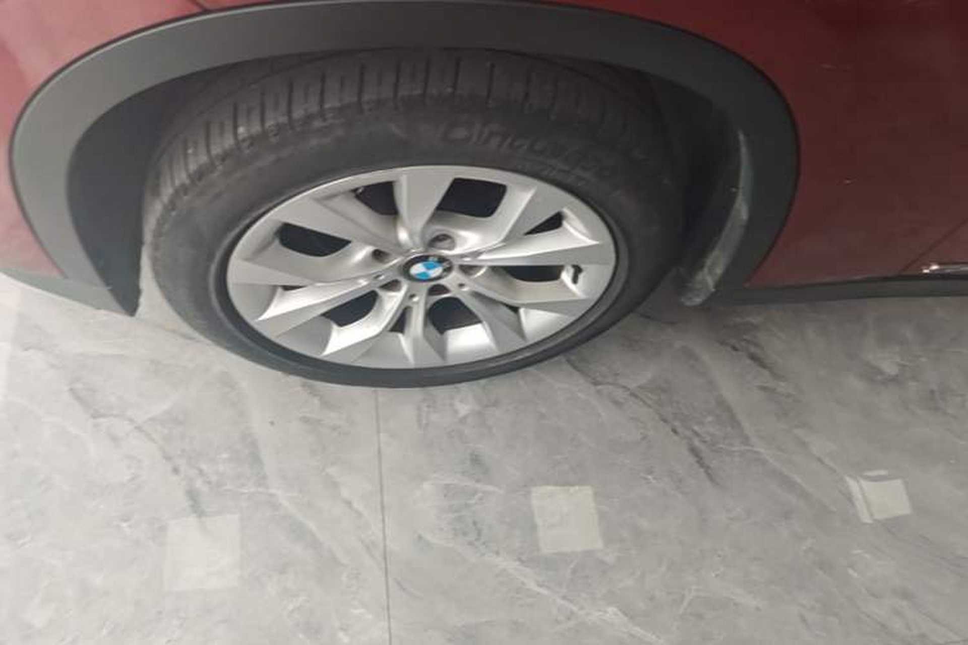 Used BMW X1 2014 sDrive18i Fashion Model Left Front Wheel Hub