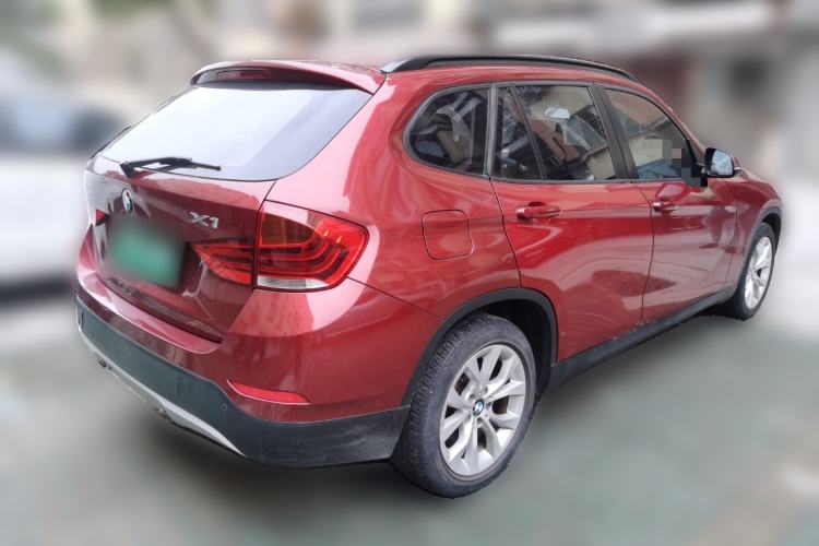 Used BMW X1 2014 sDrive18i Fashion Model Rear Right 45 Deg