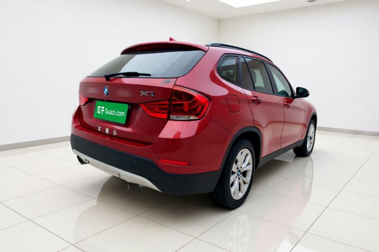 Used BMW X1 2014 sDrive18i Fashion Model Rear Right 45 Deg