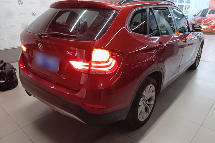 Used BMW X1 2014 sDrive18i Fashion Model Rear Right 45 Deg