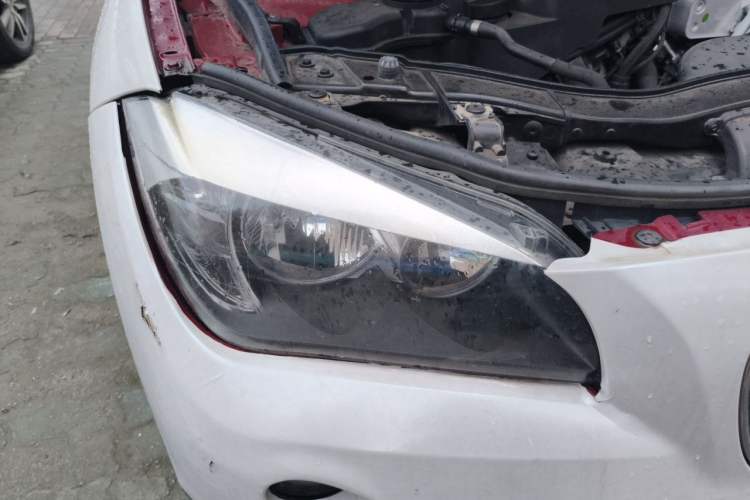 Used BMW X1 2014 sDrive18i Fashion Model Right Front Headlight