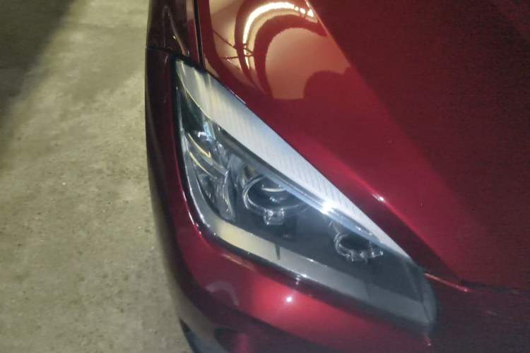 Used BMW X1 2014 sDrive18i Fashion Model Right Front Headlight