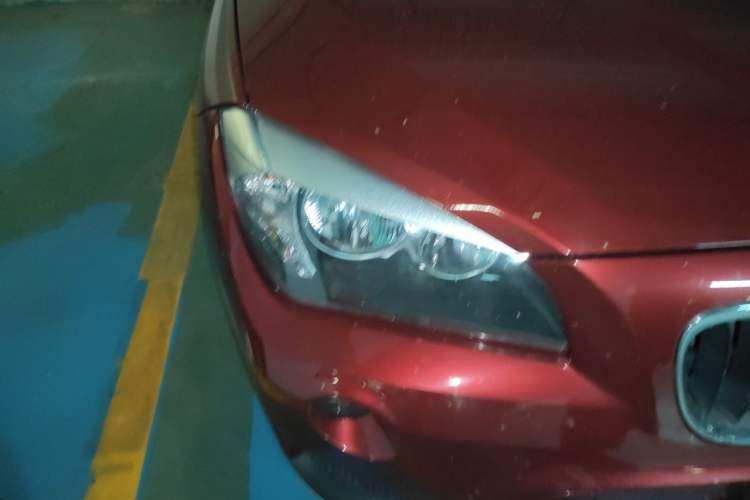 Used BMW X1 2014 sDrive18i Fashion Model Right Front Headlight