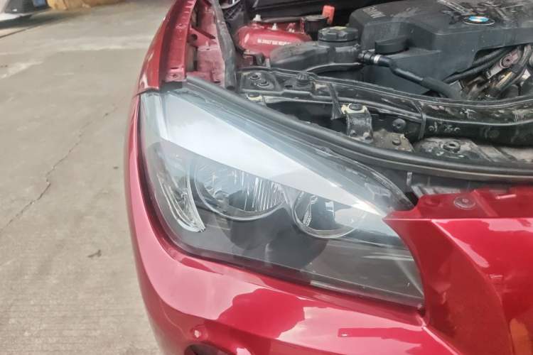 Used BMW X1 2014 sDrive18i Fashion Model Right Front Headlight