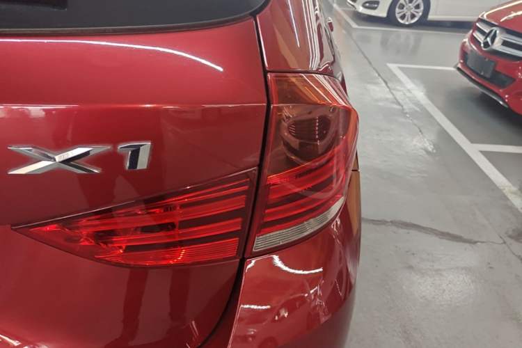 Used BMW X1 2014 xDrive20i X Design Package Right Rear Taillight