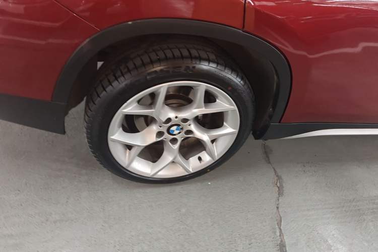 Used BMW X1 2014 xDrive20i X Design Package Right Rear Wheel Hub