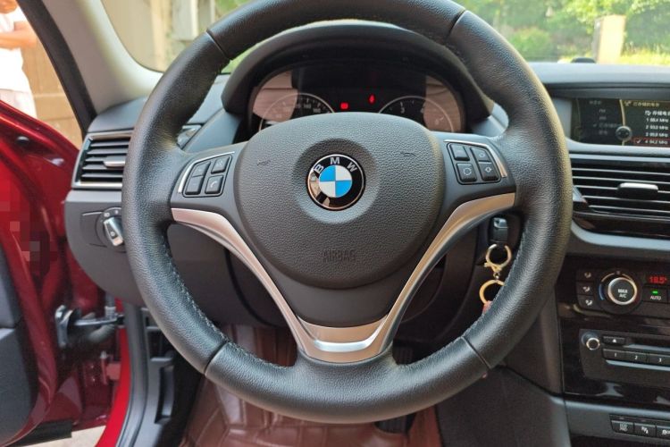 Used BMW X1 2014 sDrive18i Leading Model Steering Wheel