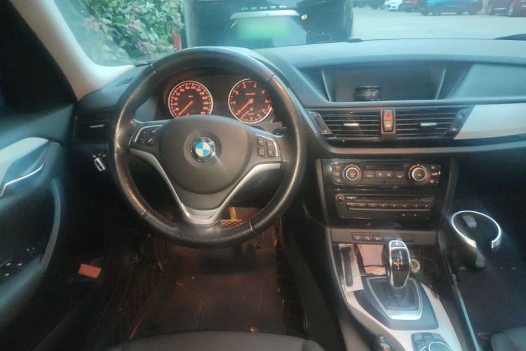 Used BMW X1 2014 sDrive18i Leading Model Steering Wheel