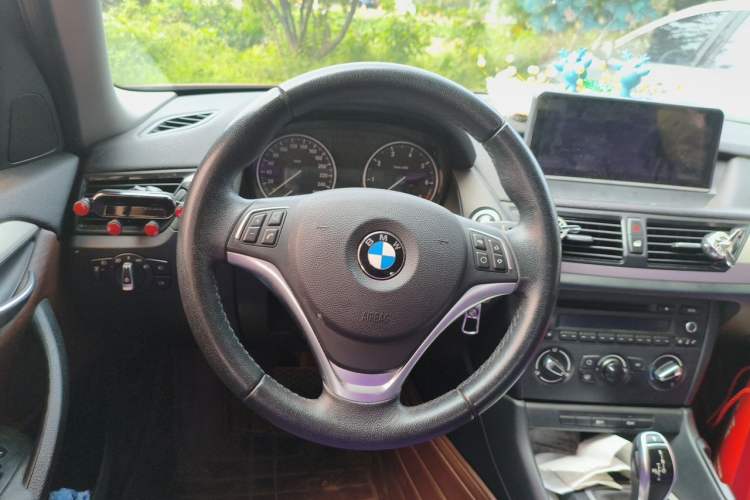 Used BMW X1 2014 sDrive18i Fashion Model Steering Wheel