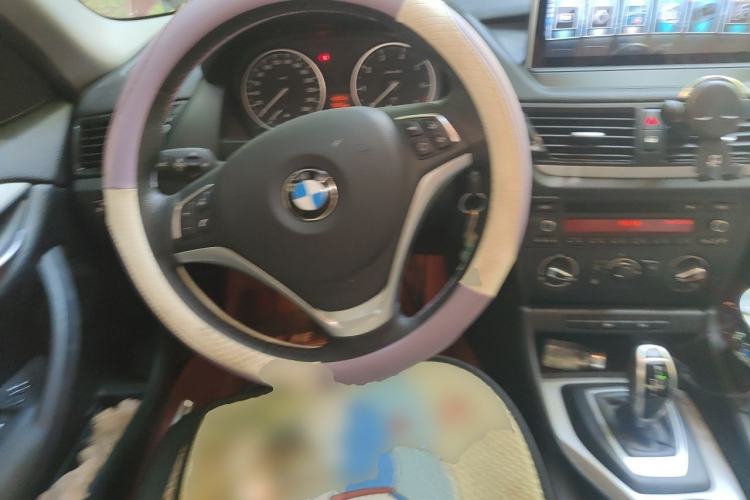 Used BMW X1 2014 sDrive18i Fashion Model Steering Wheel