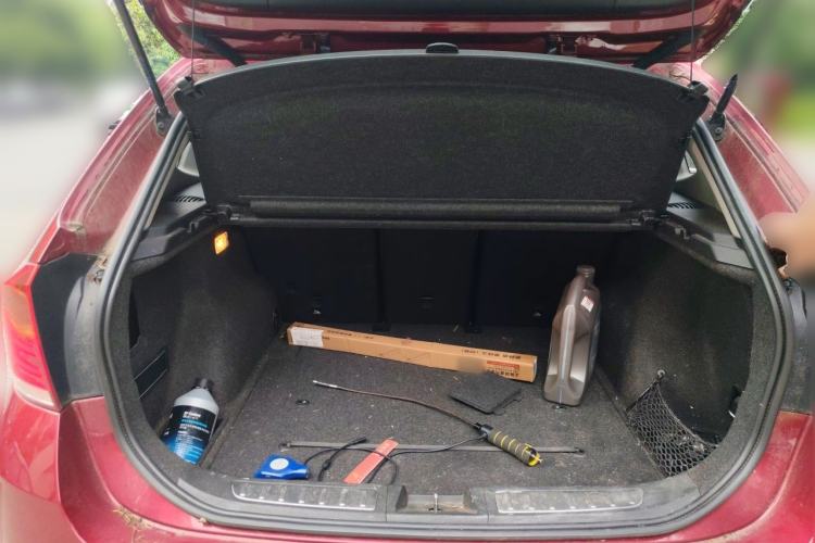 Used BMW X1 2014 sDrive18i Fashion Model Trunk