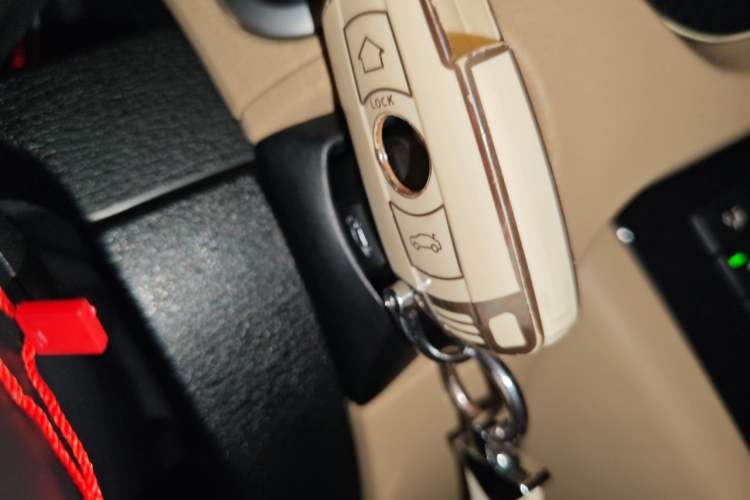 Used BMW X1 2014 sDrive18i Leading Model Vehicle Key
