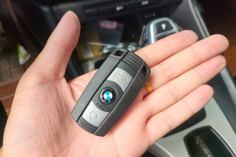 Used BMW X1 2014 sDrive18i Fashion Model Vehicle Key