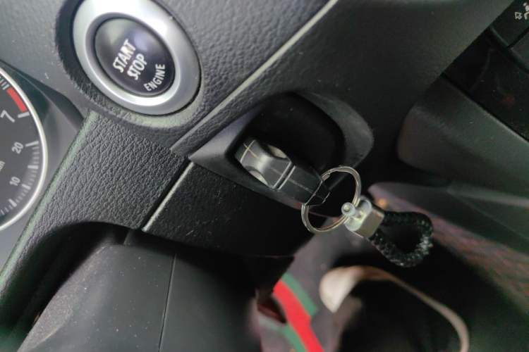 Used BMW X1 2014 sDrive18i Leading Model Vehicle Key