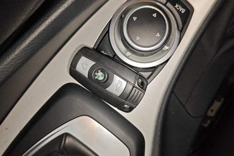 Used BMW X1 2014 sDrive18i Leading Model Vehicle Key