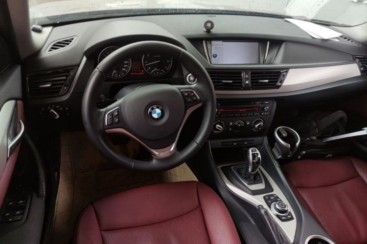 Used BMW X1 2014 sDrive18i Fashion Model Center Console