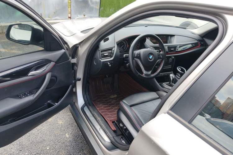 Used BMW X1 2014 sDrive18i Sports Design Package Driver Seat