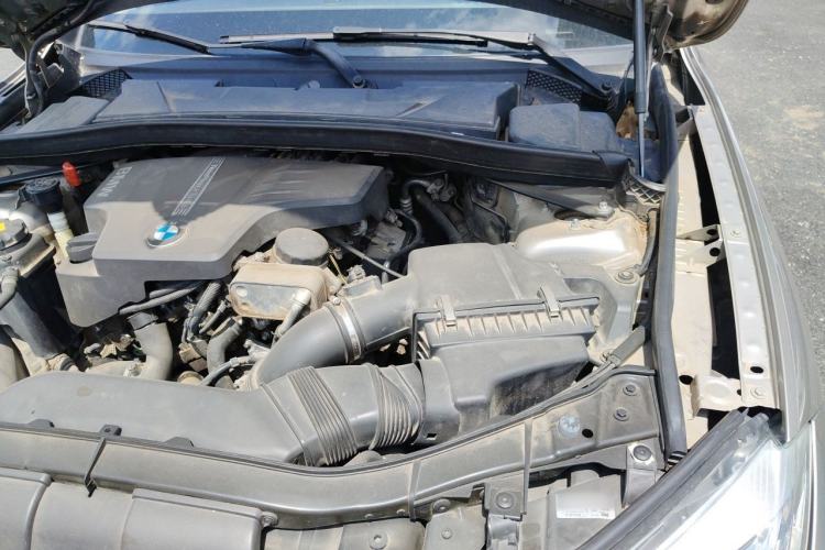 Used BMW X1 2014 sDrive18i Sports Design Package Engine Bay Left