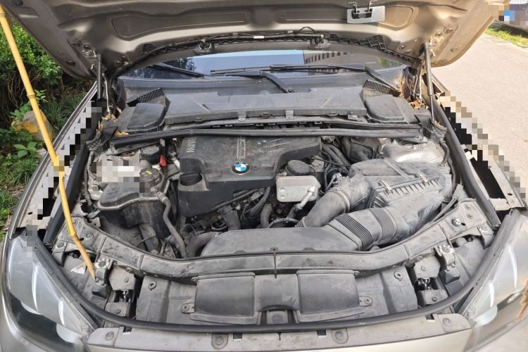 Used BMW X1 2014 sDrive18i Fashion Model Engine Bay