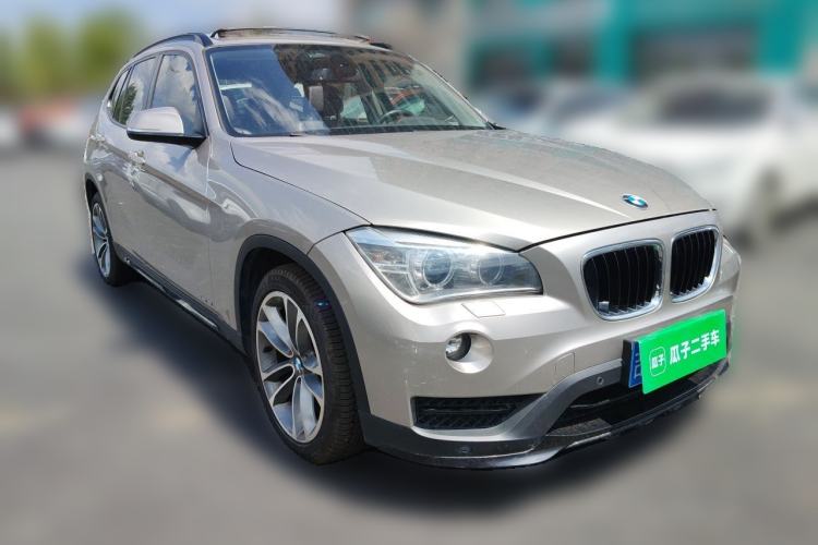 Used BMW X1 2014 sDrive18i Sports Design Package Front Right 45 Deg