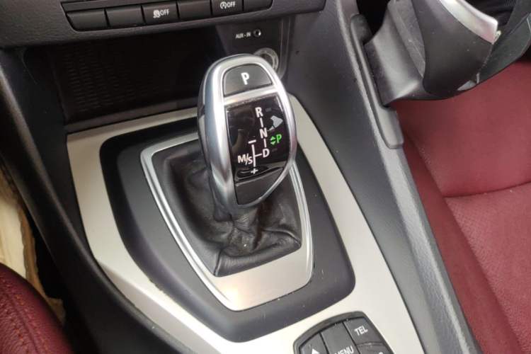 Used BMW X1 2014 sDrive18i Fashion Model Gear Lever