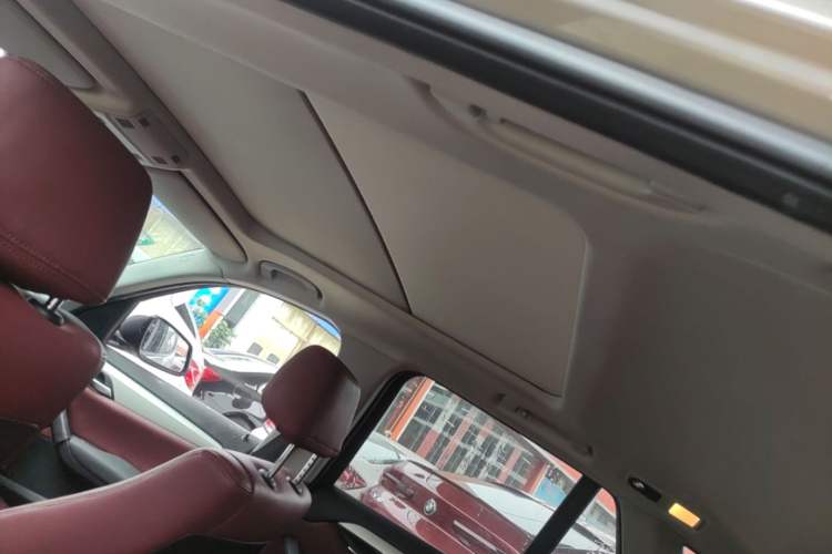 Used BMW X1 2014 sDrive18i Fashion Model Headliner