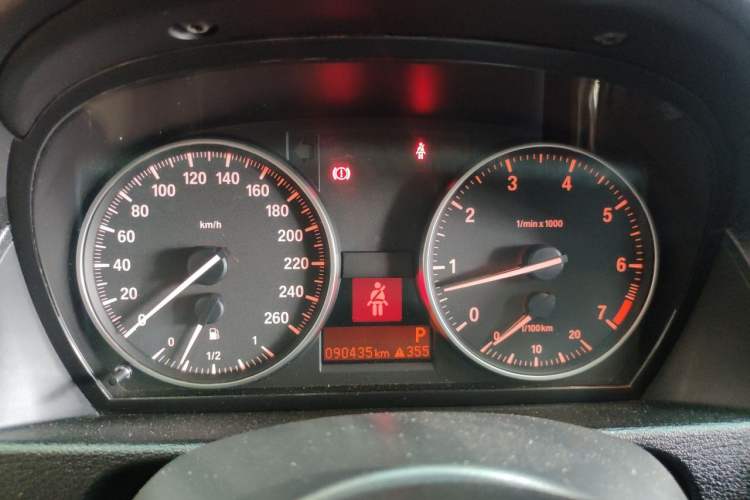 Used BMW X1 2014 sDrive18i Fashion Model Instrument Cluster