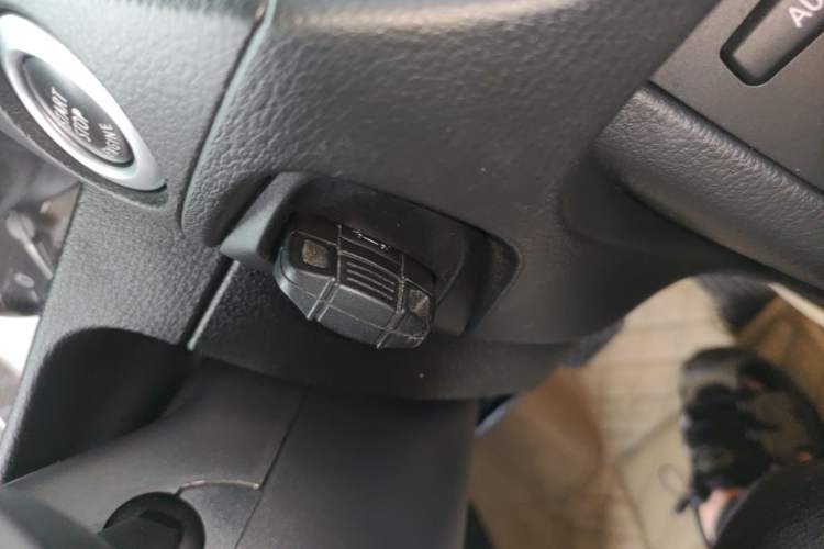 Used BMW X1 2014 sDrive18i Fashion Model Interior 1