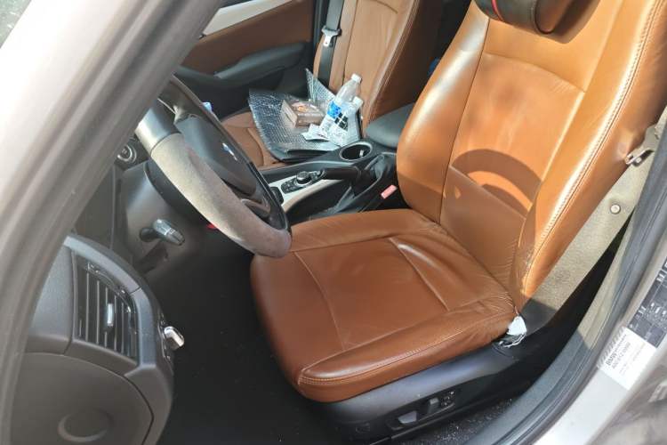 Used BMW X1 2014 sDrive18i Fashion Model Left Front Seat