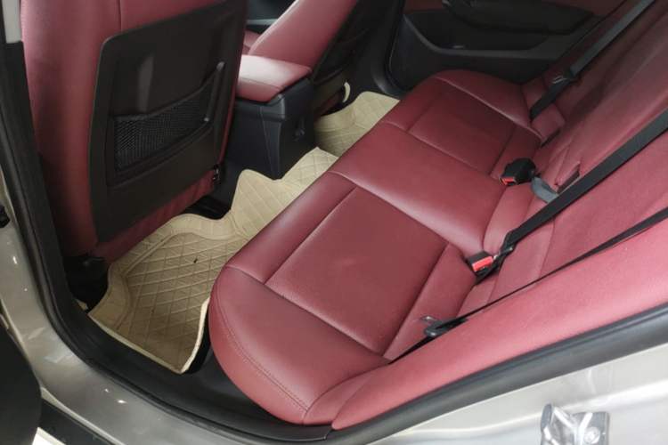 Used BMW X1 2014 sDrive18i Fashion Model Left Rear Seat