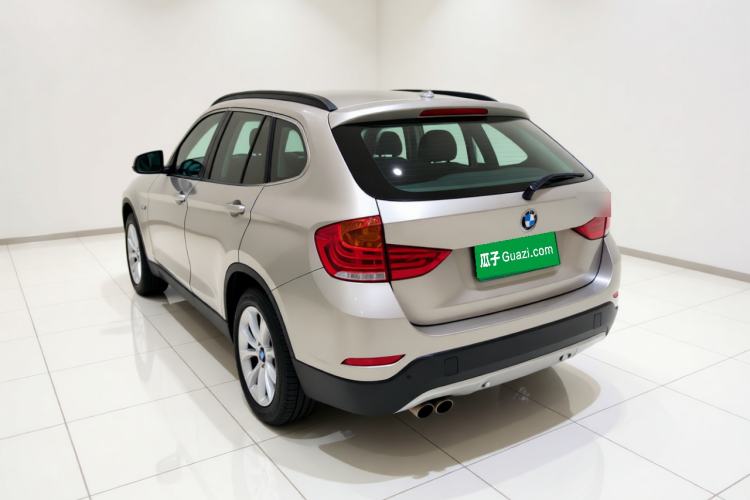 Used BMW X1 2014 sDrive18i Fashion Model Rear Left 45 Deg
