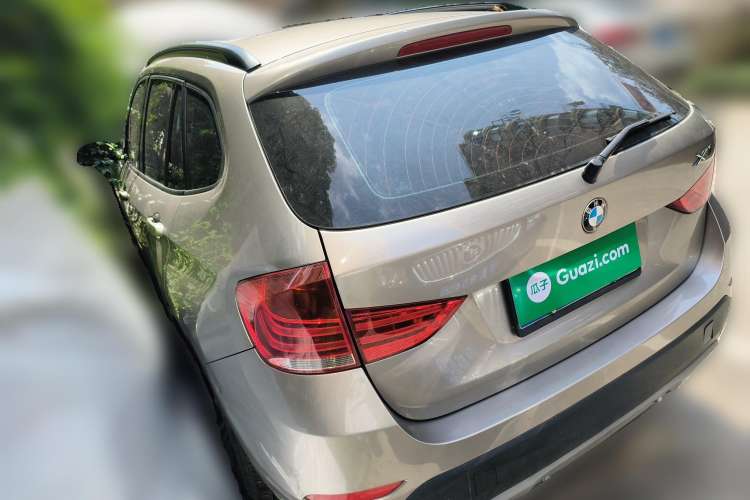 Used BMW X1 2014 sDrive18i manual model Rear Left 45 Deg