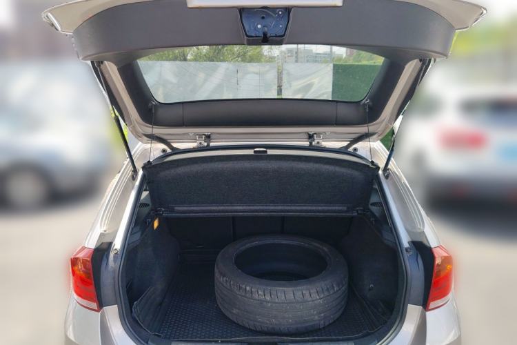 Used BMW X1 2014 sDrive18i Sports Design Package Trunk