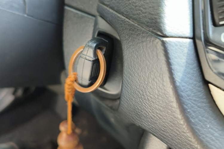 Used BMW X1 2014 sDrive18i manual model Vehicle Key